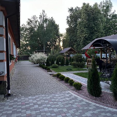Білий Птах Hotel Svityaz' Ngoại thất bức ảnh