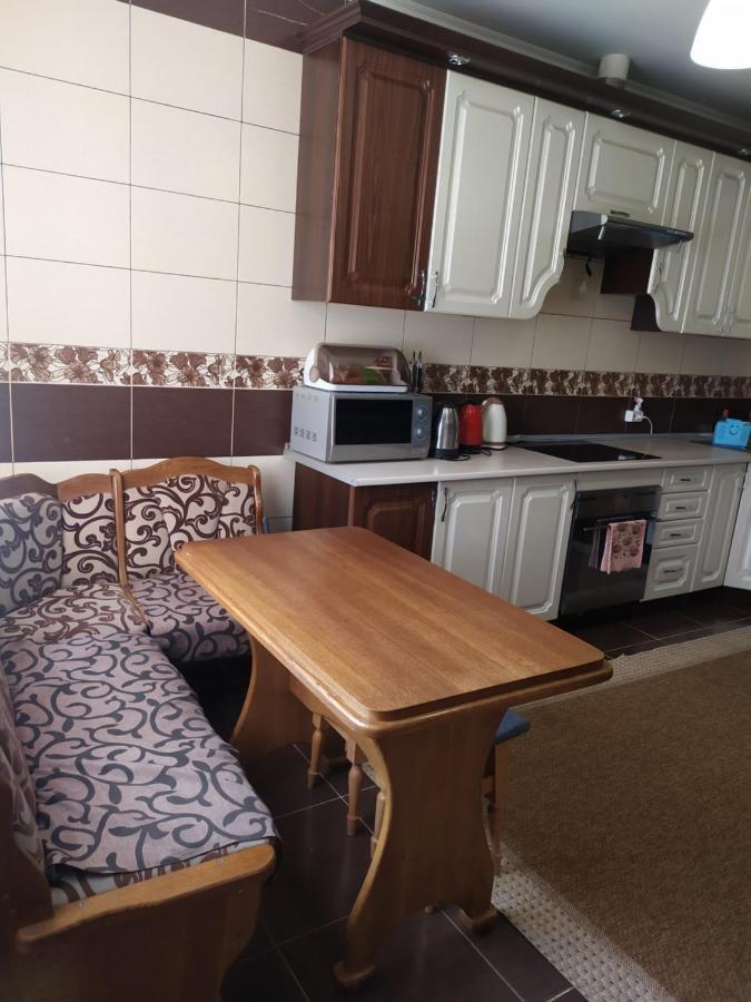 Білий Птах Hotel Svityaz' Ngoại thất bức ảnh