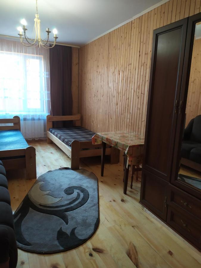 Білий Птах Hotel Svityaz' Ngoại thất bức ảnh